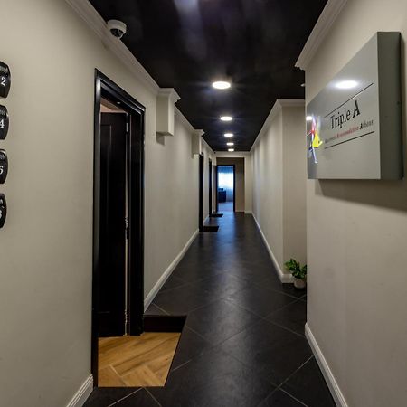 Triple A - Chic & Elegant By The Market - Free Parking! Афины Экстерьер фото